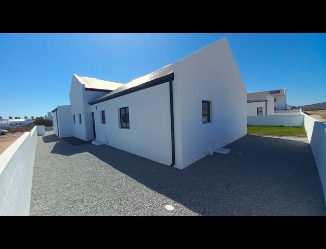 3 BEDROOM HOUSE FOR SALE IN BRITANNIA BEACH ESTATE